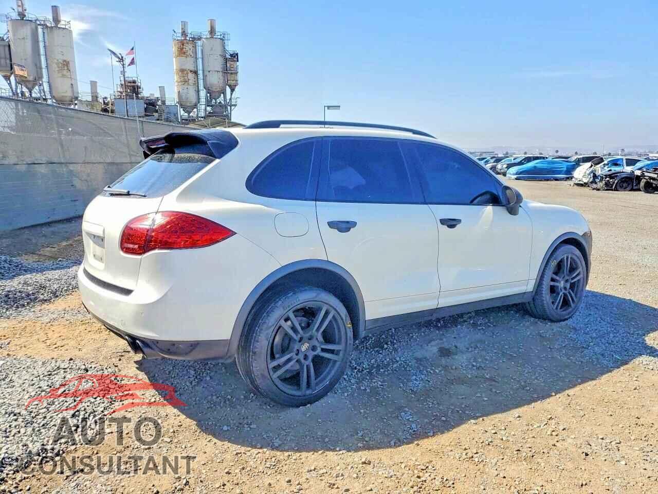 PORSCHE CAYENNE 2011 - WP1AB2A22BLA52708