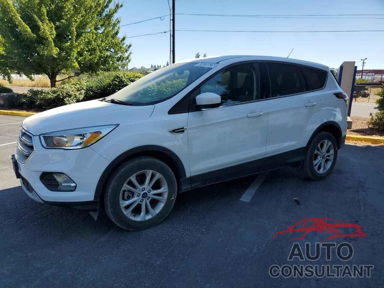 FORD ESCAPE 2017 - 1FMCU9GD7HUB03365