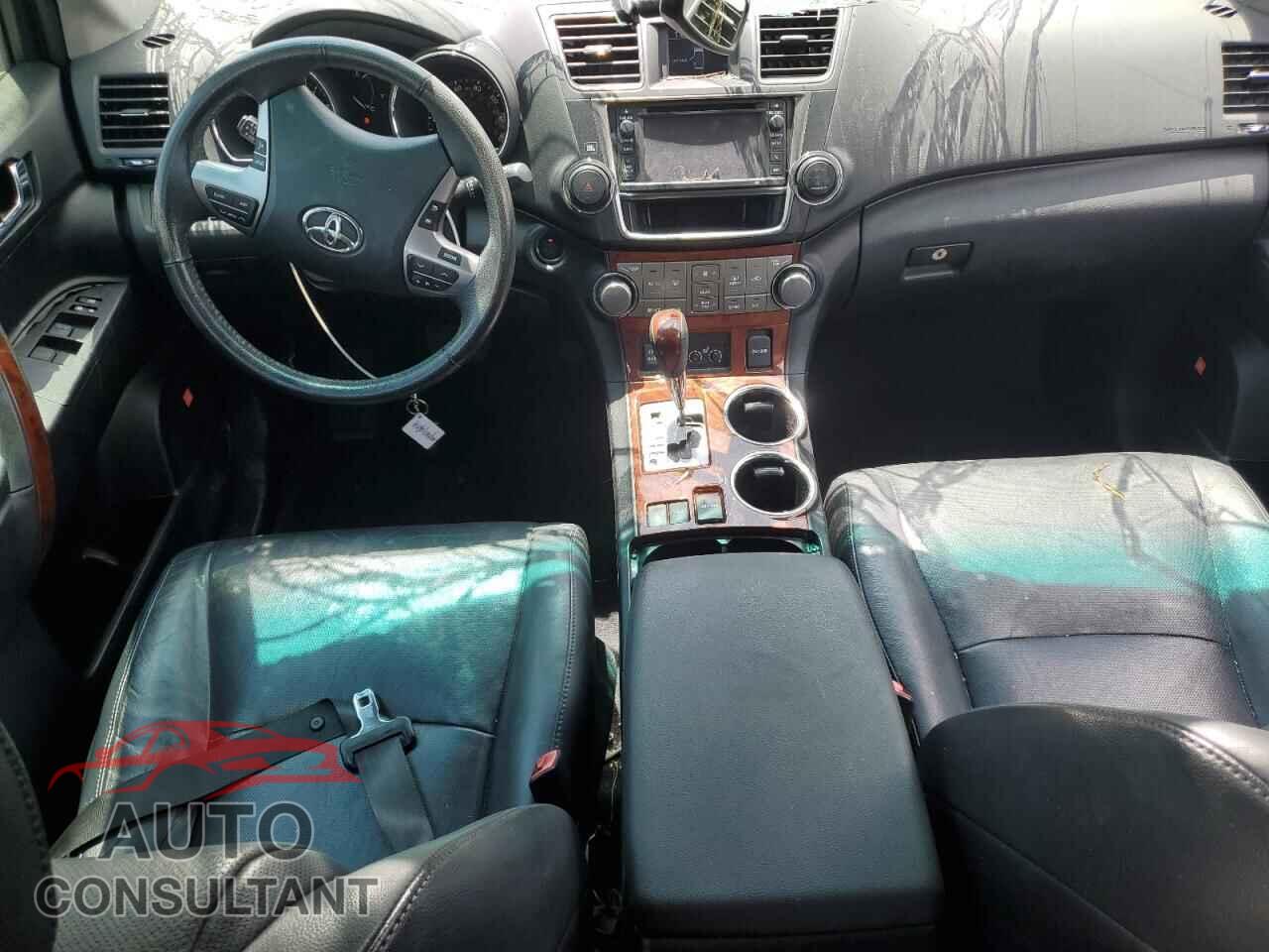 TOYOTA HIGHLANDER 2013 - 5TDYK3EH8DS103845