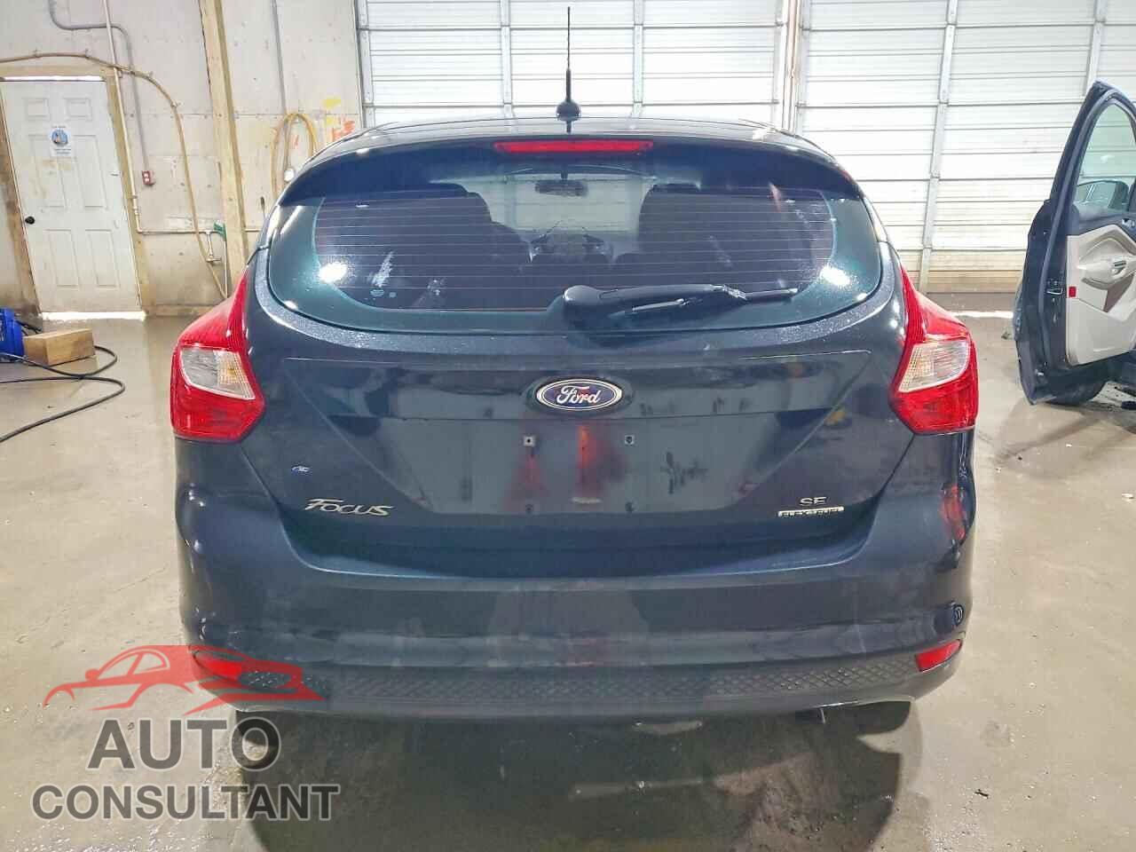 FORD FOCUS 2014 - 1FADP3K26EL302966