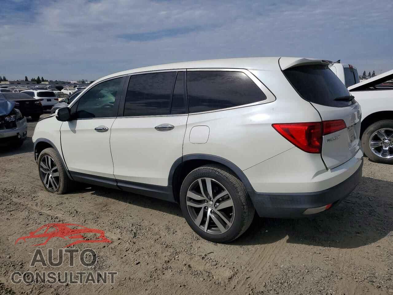 HONDA PILOT 2017 - 5FNYF5H10HB041821
