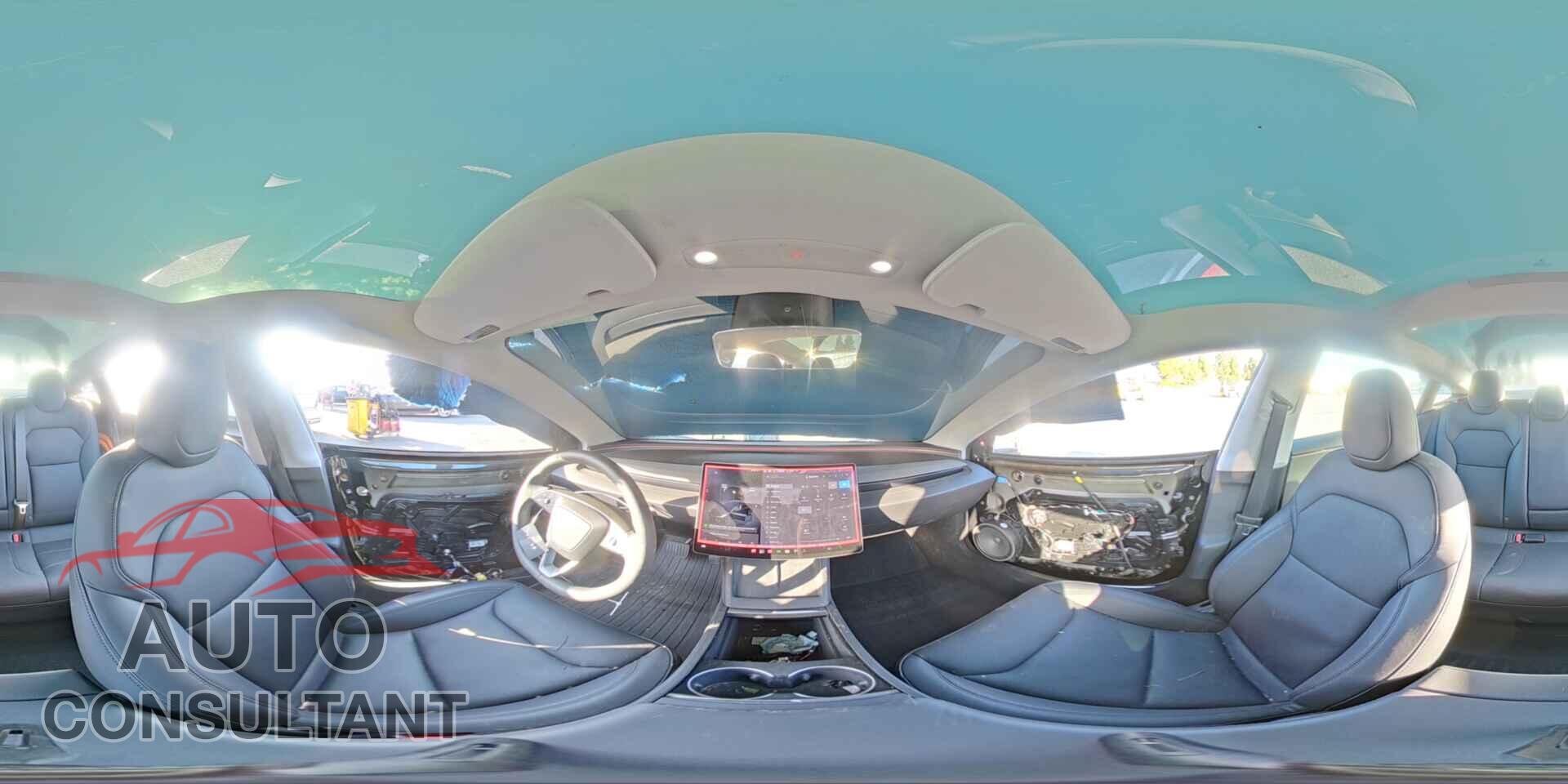 TESLA MODEL 3 2026 - 5YJ3E1EAXTF147535
