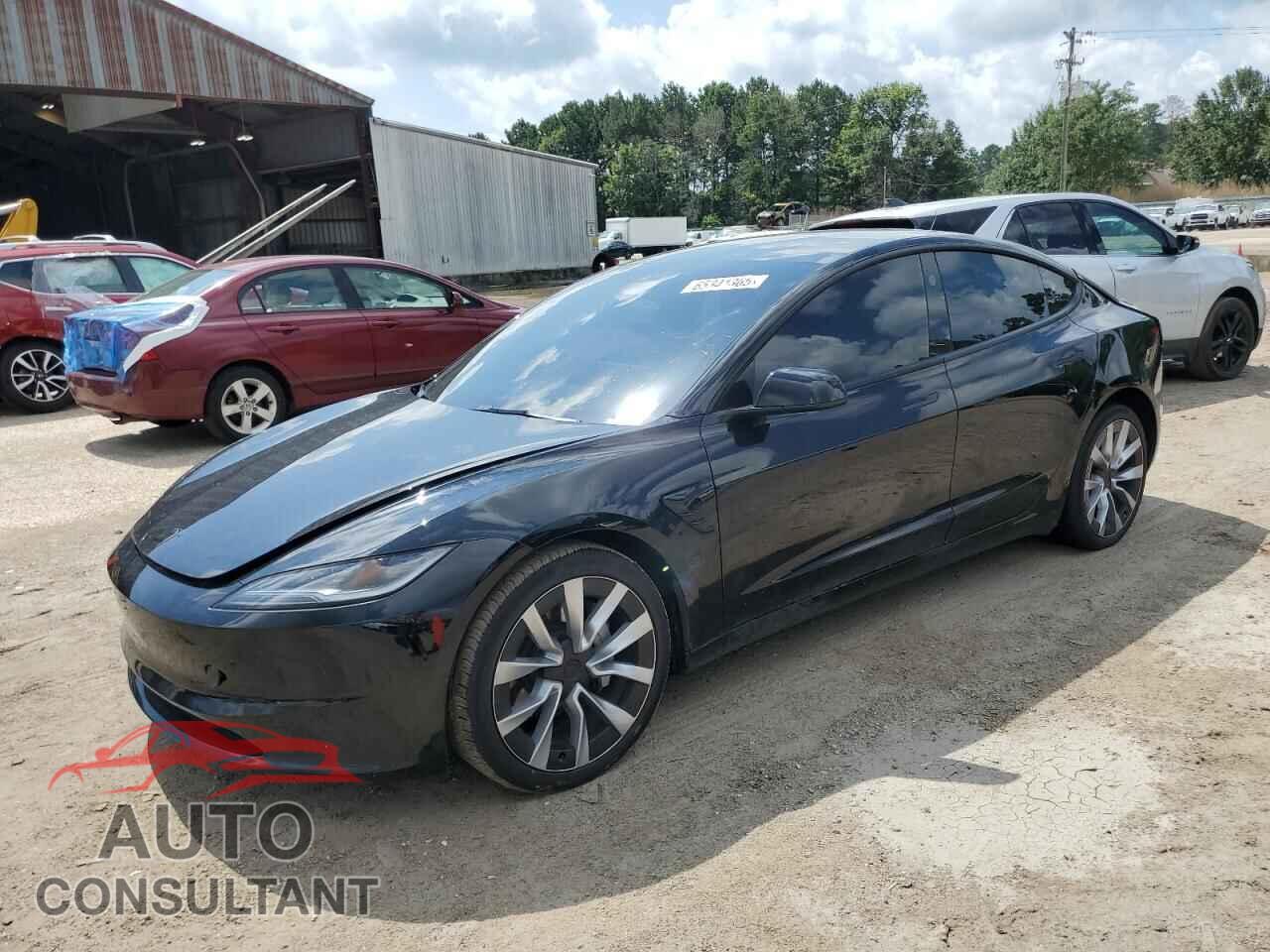 TESLA MODEL 3 2024 - 5YJ3E1EA1RF749359