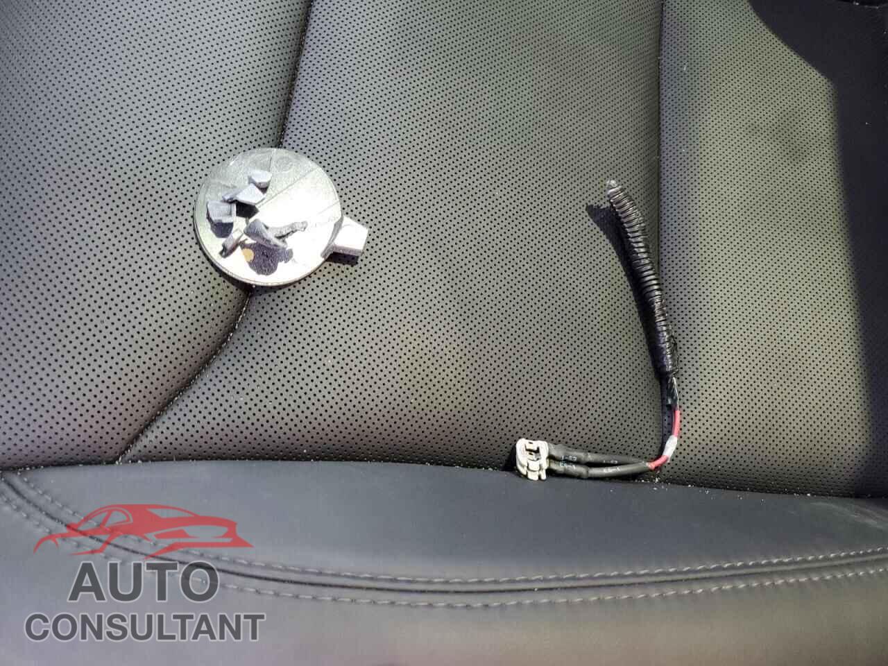 TESLA MODEL 3 2025 - 5YJ3E1EA9SF990186