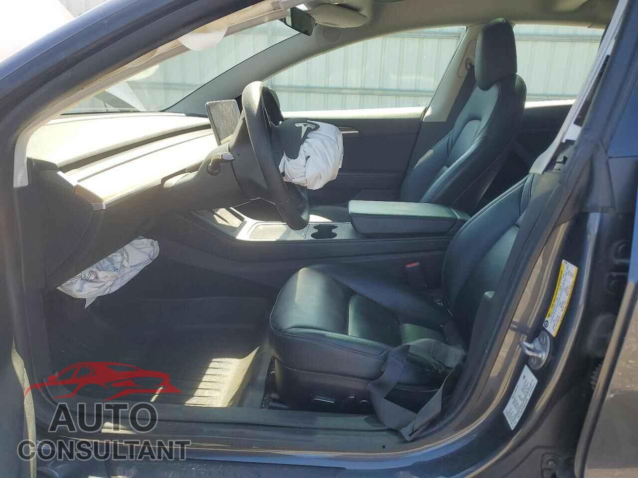 TESLA MODEL 3 2021 - 5YJ3E1EA5MF016935