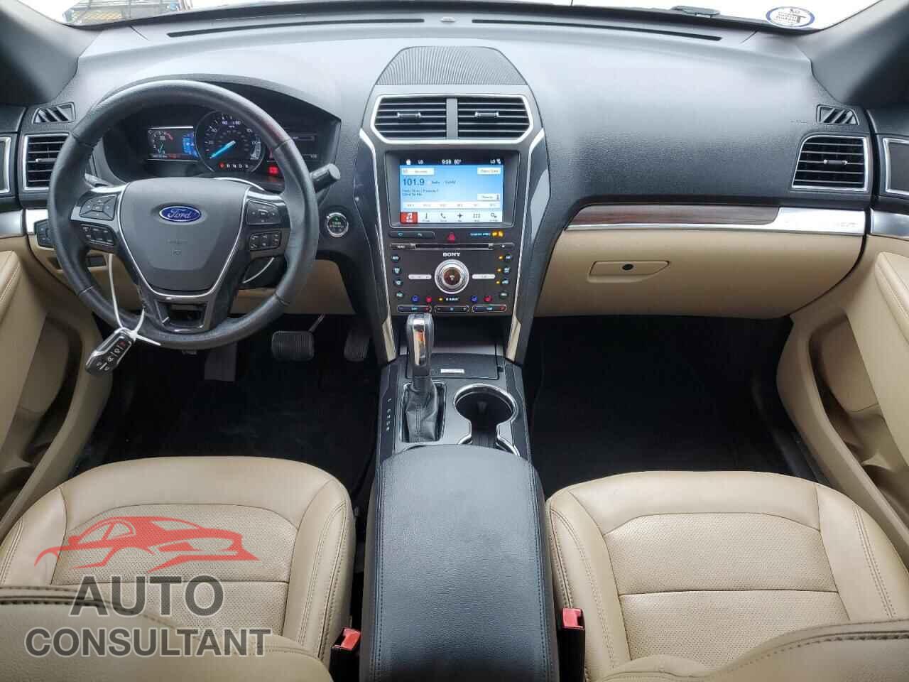 FORD EXPLORER 2017 - 1FM5K7F85HGC02854