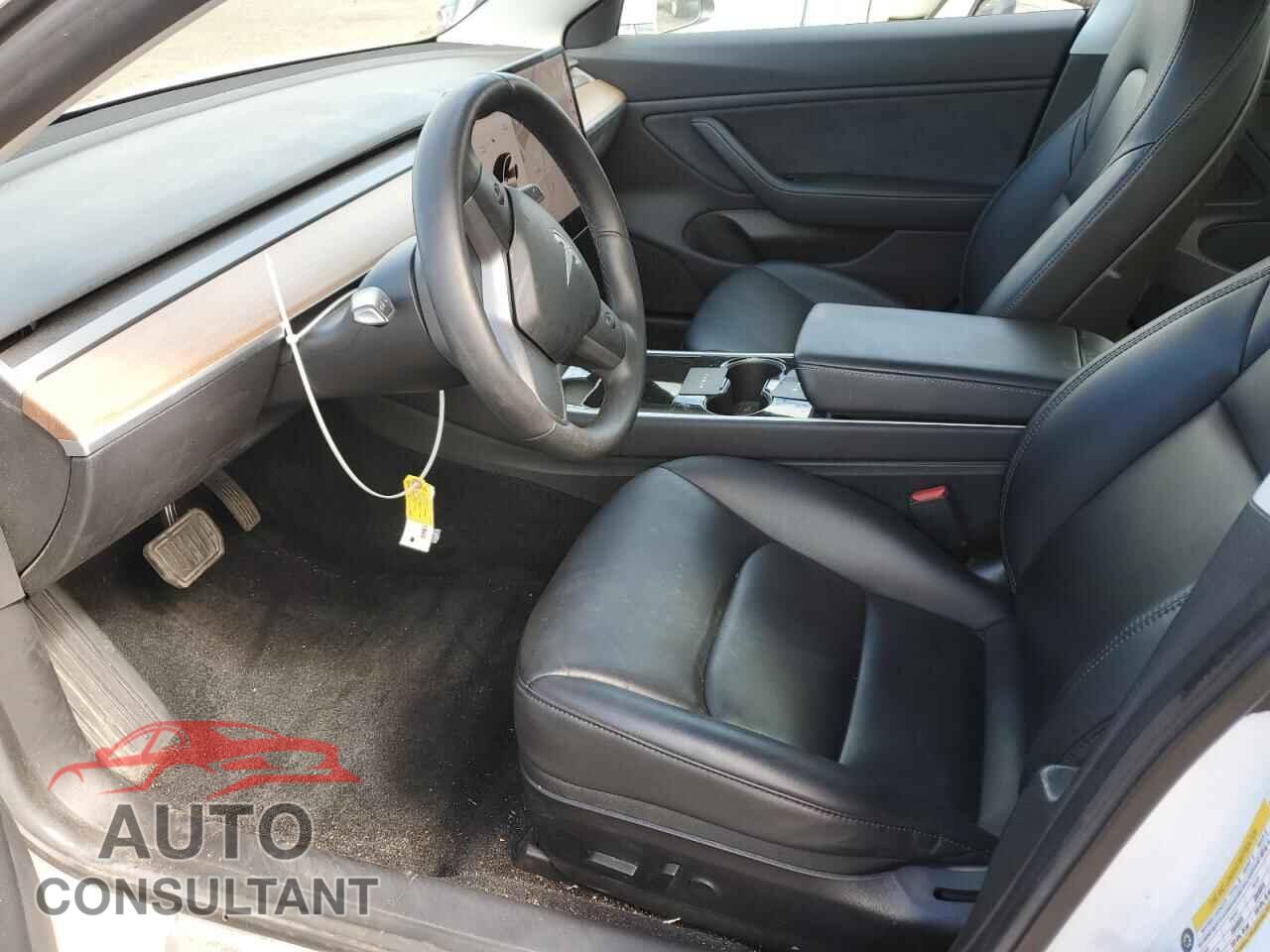 TESLA MODEL 3 2019 - 5YJ3E1EA0KF484214