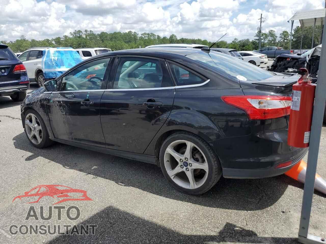 FORD FOCUS 2013 - 1FADP3J23DL295099