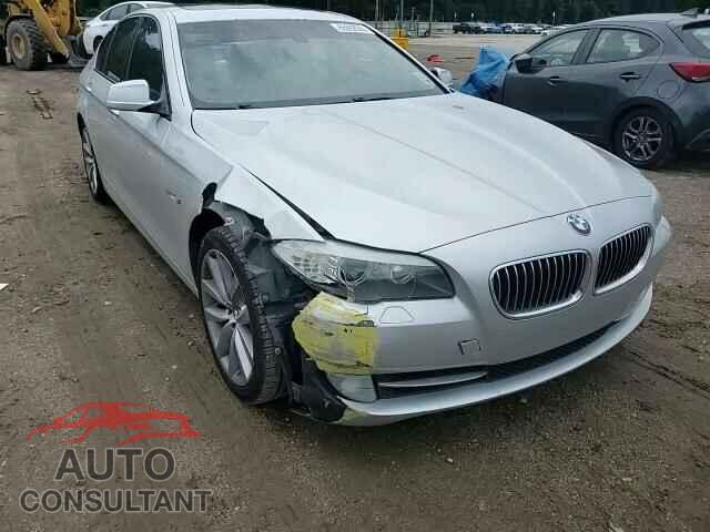 BMW 5 SERIES 2011 - WBAFR7C58BC266865