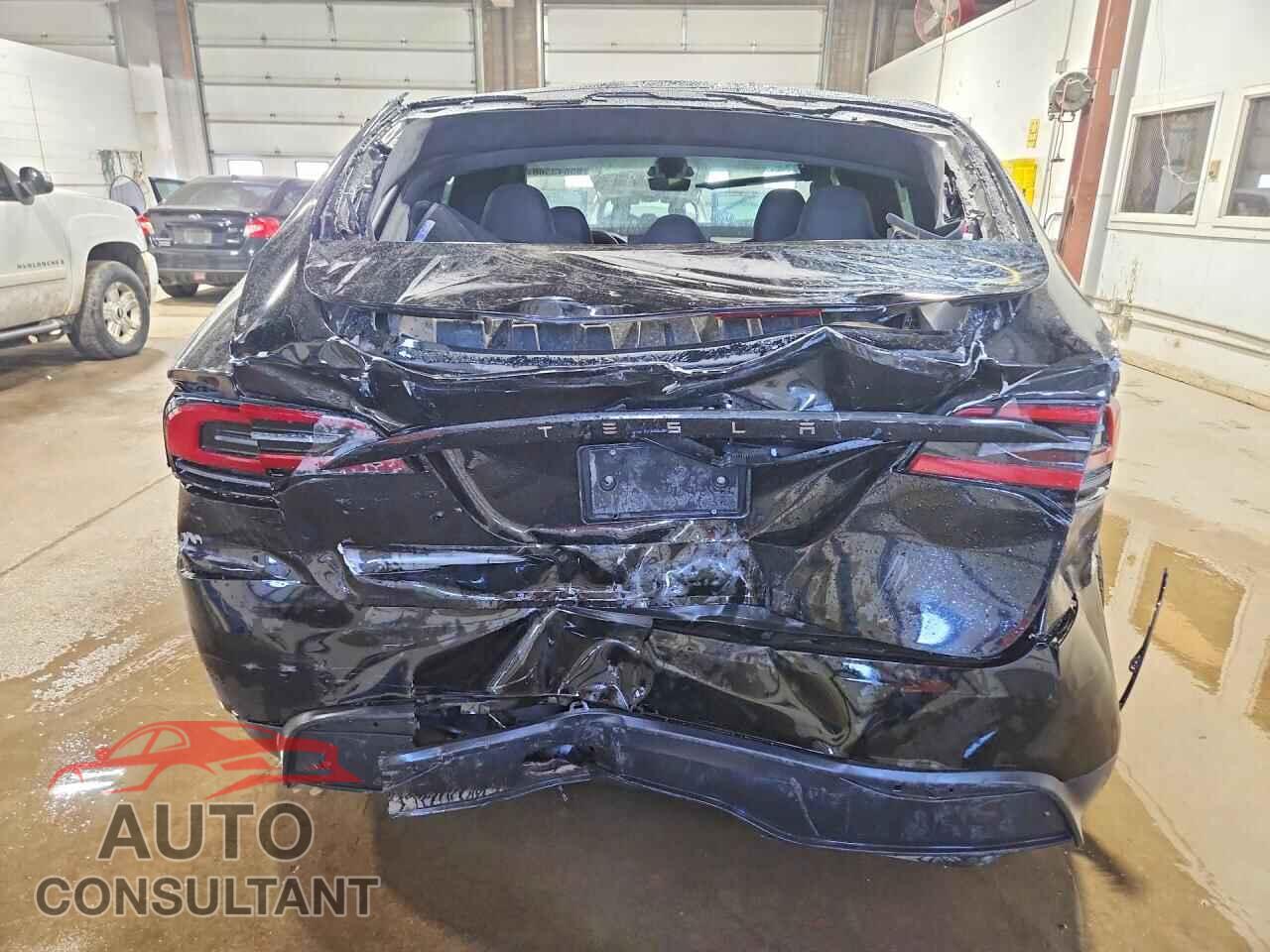 TESLA MODEL X 2024 - 7SAXCDE54RF444663