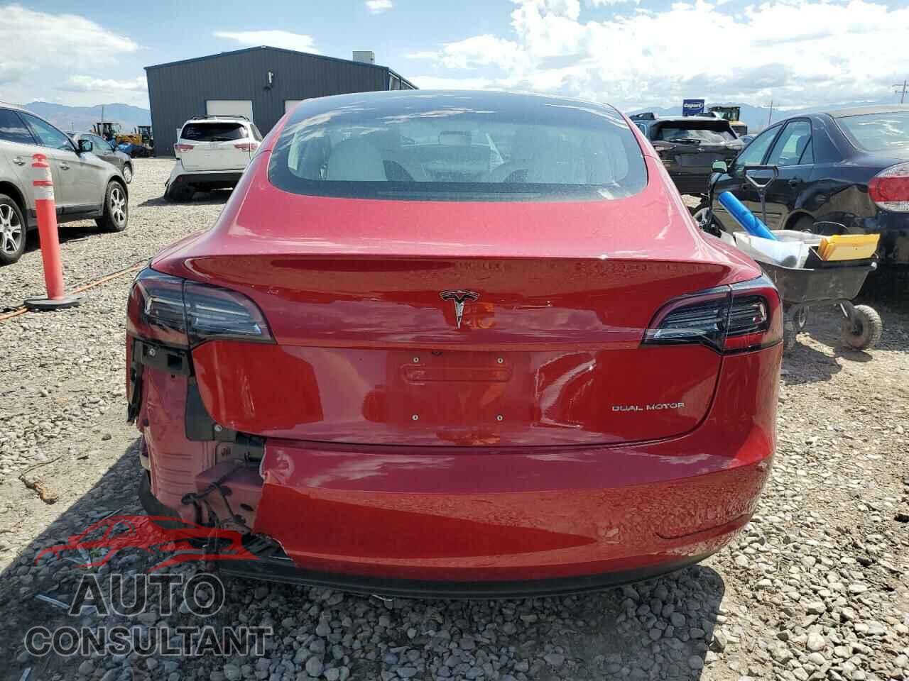 TESLA MODEL 3 2018 - 5YJ3E1EB3JF097583