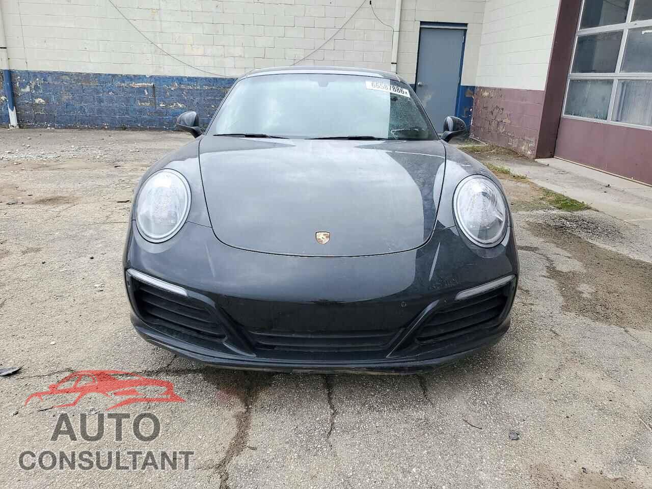 PORSCHE 911 2018 - WP0AA2A91JS105372
