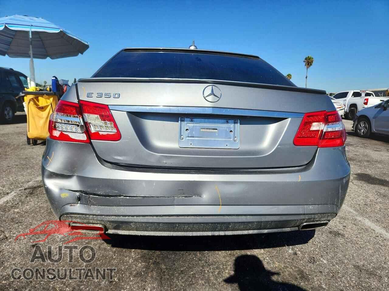 MERCEDES-BENZ E-CLASS 2012 - WDDHF5KB6CA591257