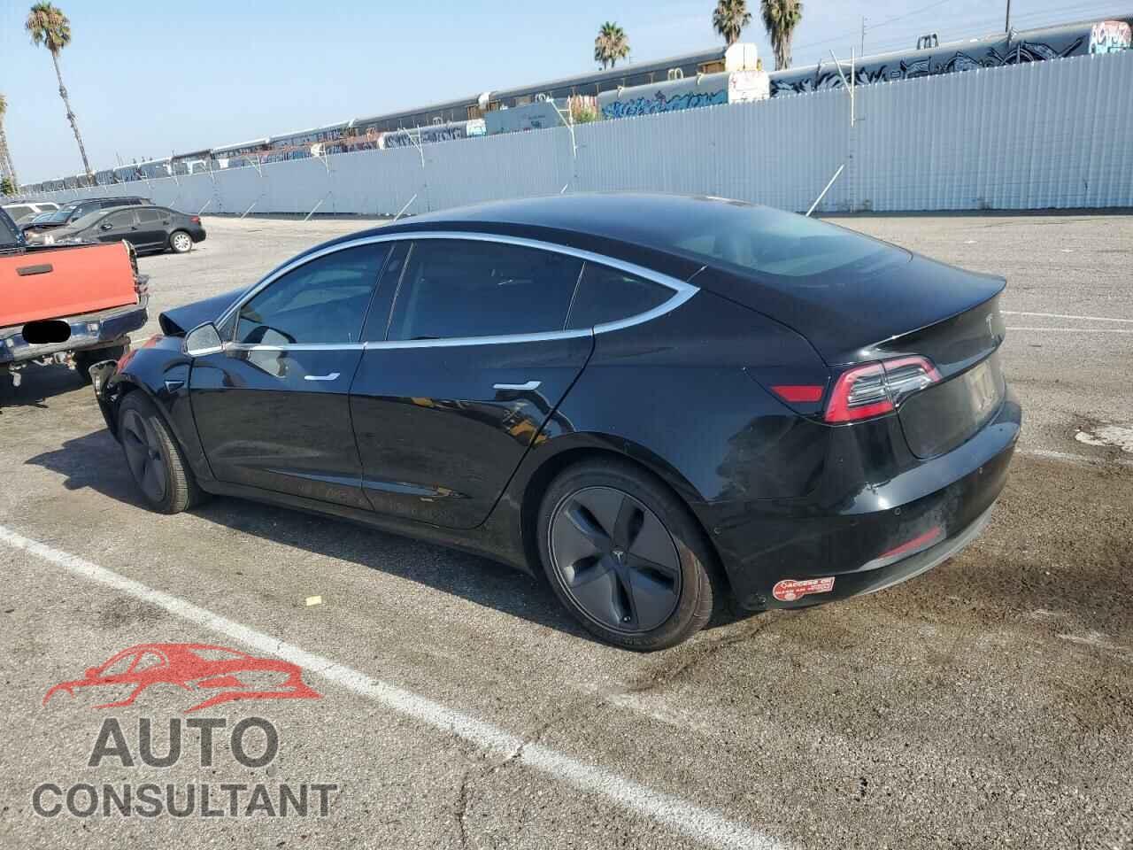 TESLA MODEL 3 2018 - 5YJ3E1EB4JF093042