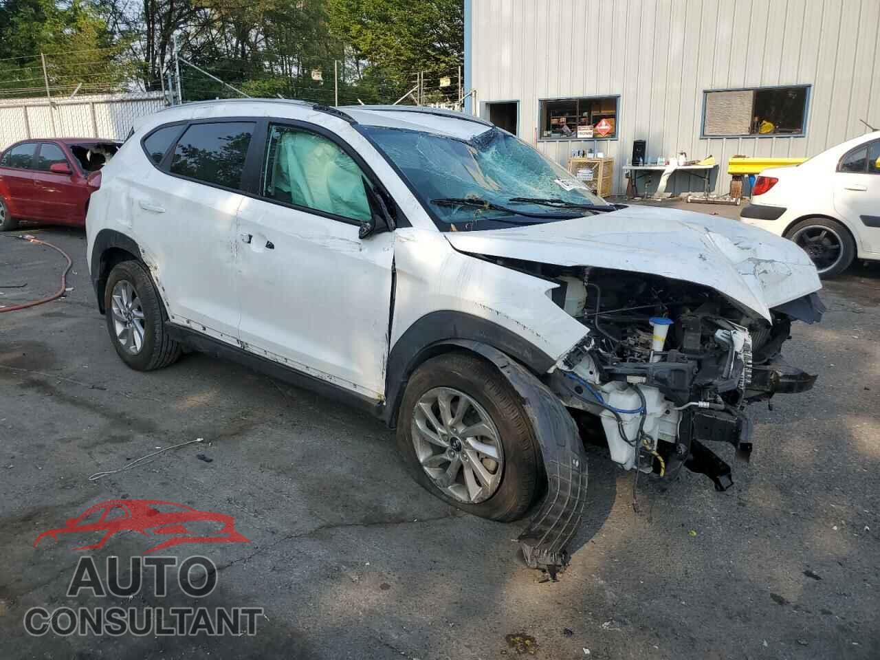 HYUNDAI TUCSON 2016 - KM8J3CA21GU024755