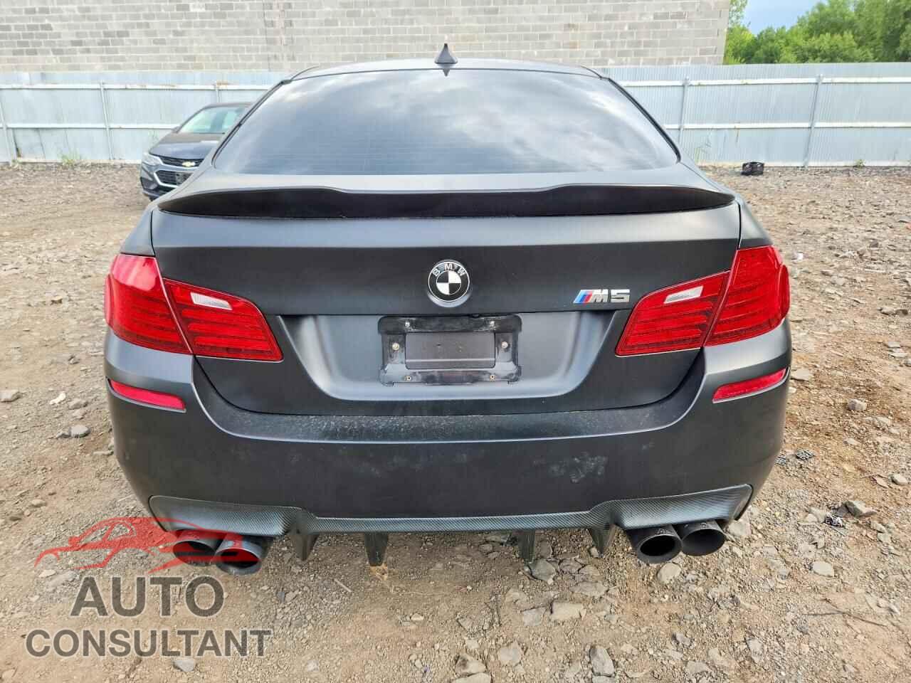 BMW M5 2015 - WBSFV9C56FD594773