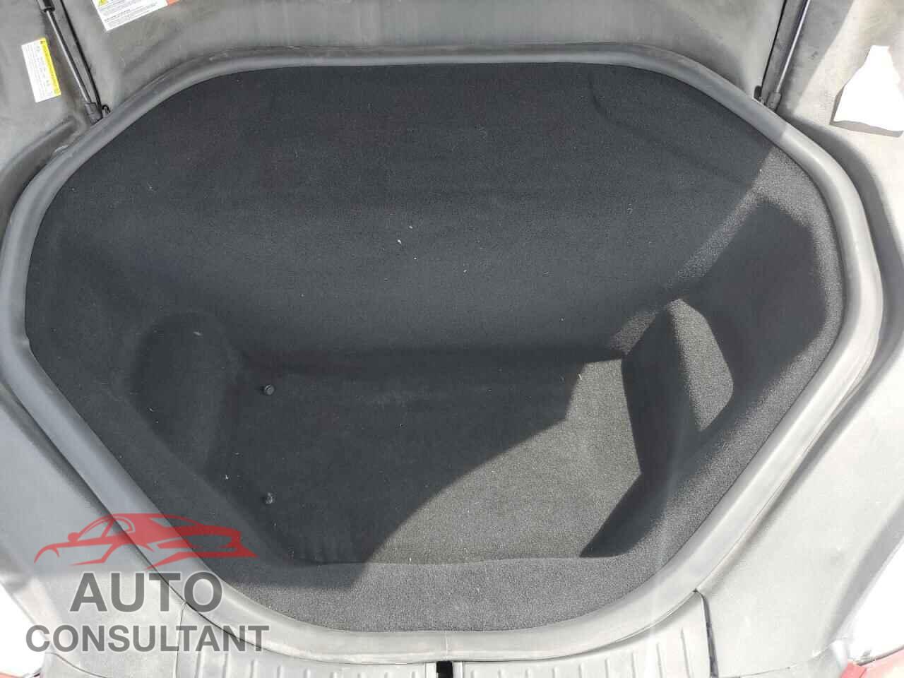 TESLA MODEL S 2015 - 5YJSA1E45FF111824