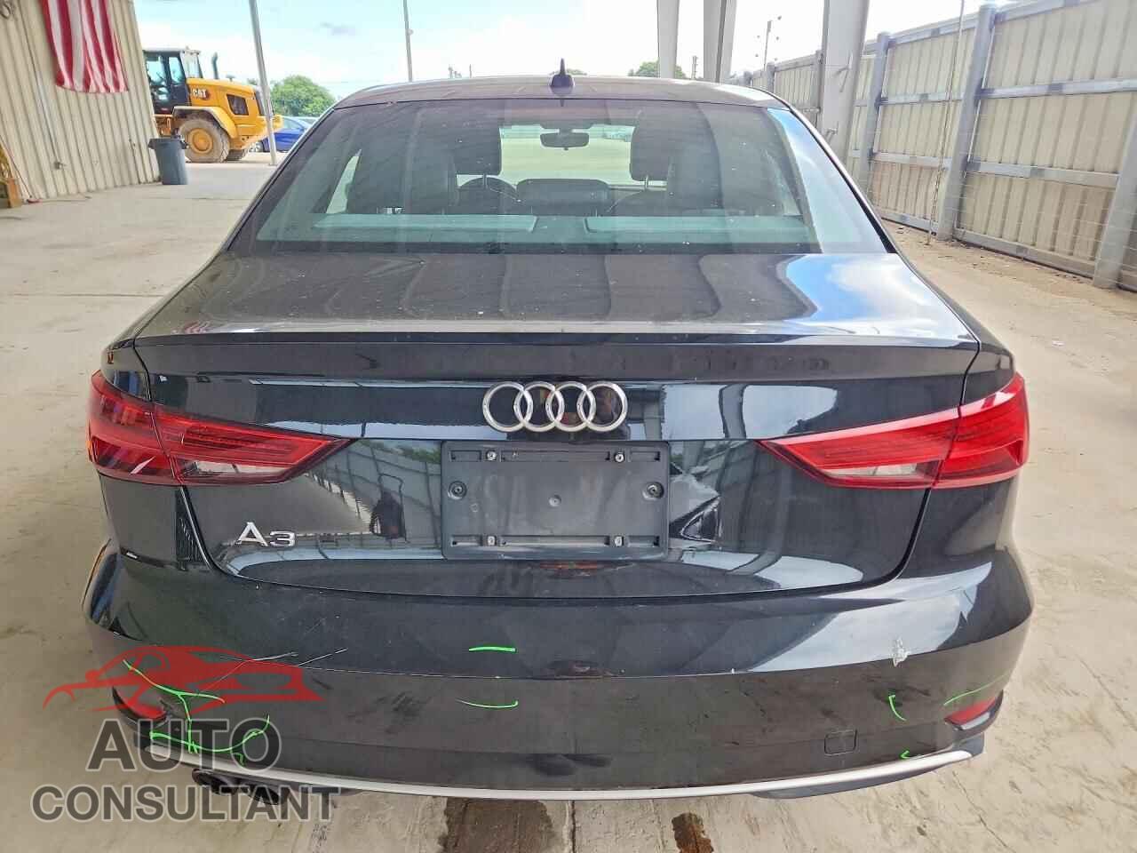AUDI A3 2017 - WAUAUGFF3H1037513