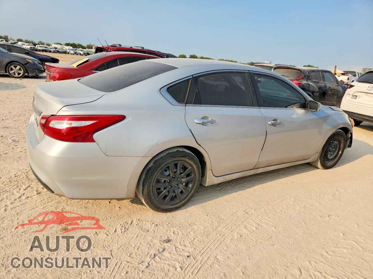 NISSAN ALTIMA 2017 - 1N4AL3AP7HN340856