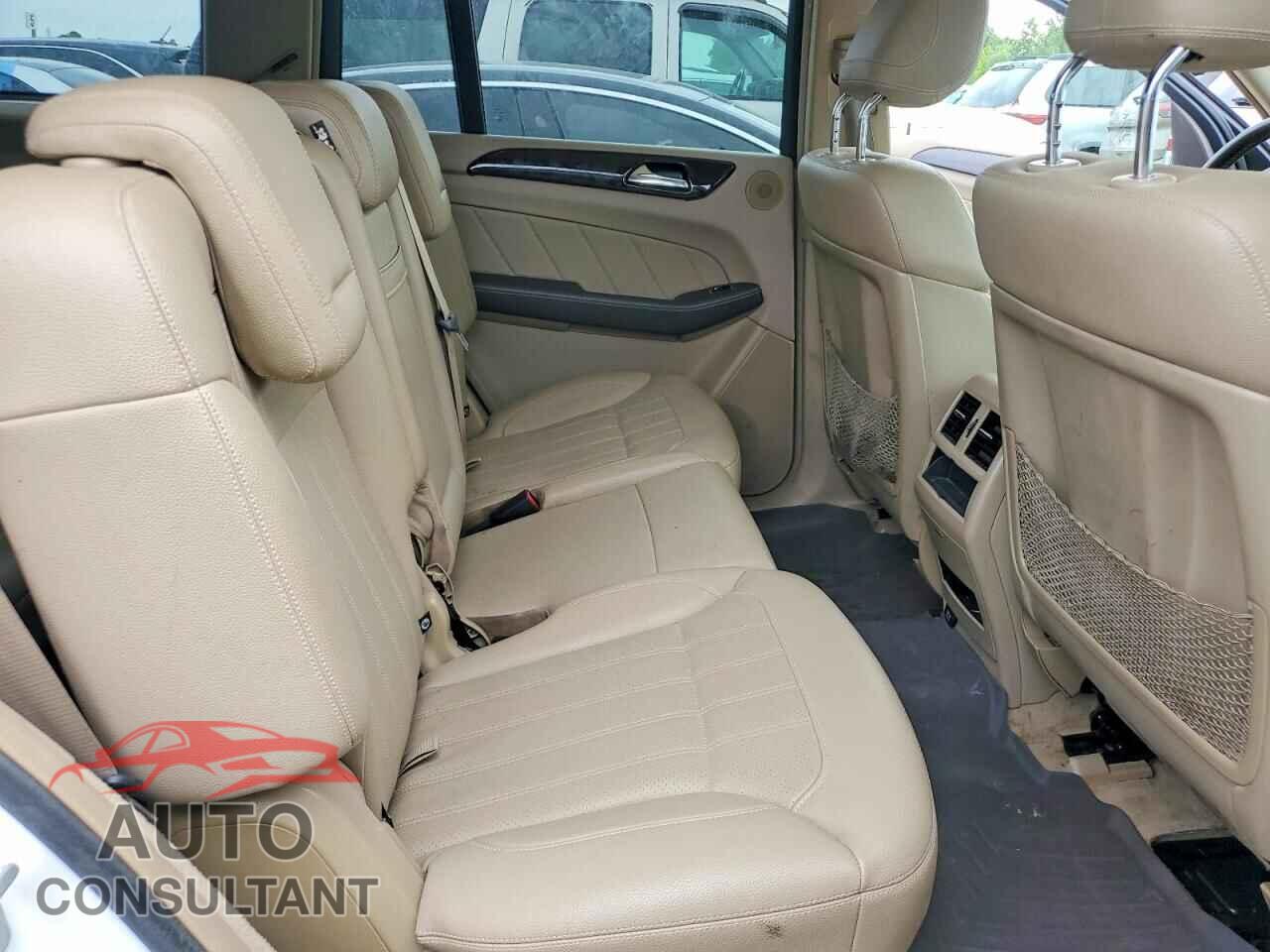MERCEDES-BENZ GL-CLASS 2015 - 4JGDF2EEXFA506899