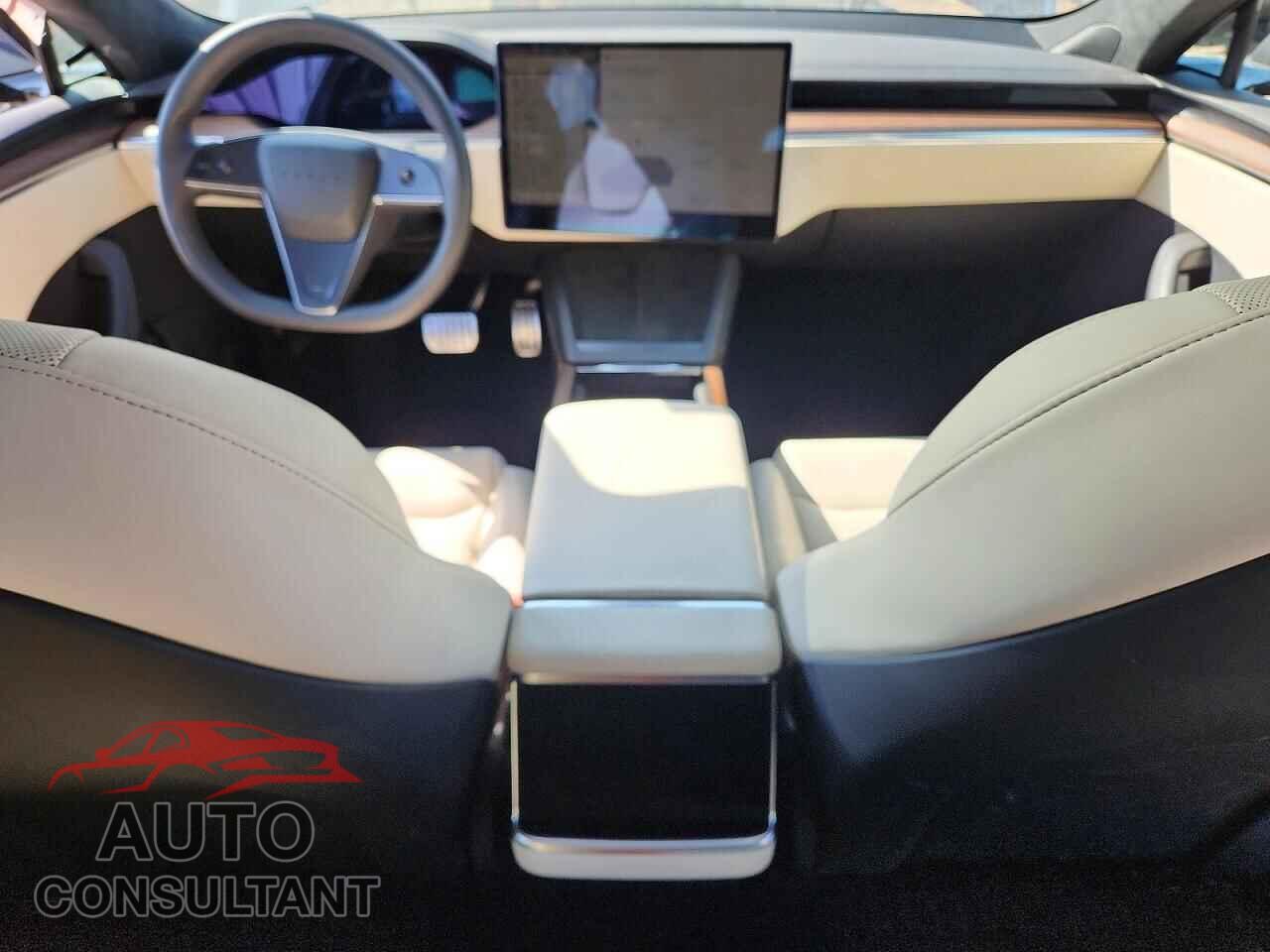 TESLA MODEL S 2023 - 5YJSA1E54PF520164
