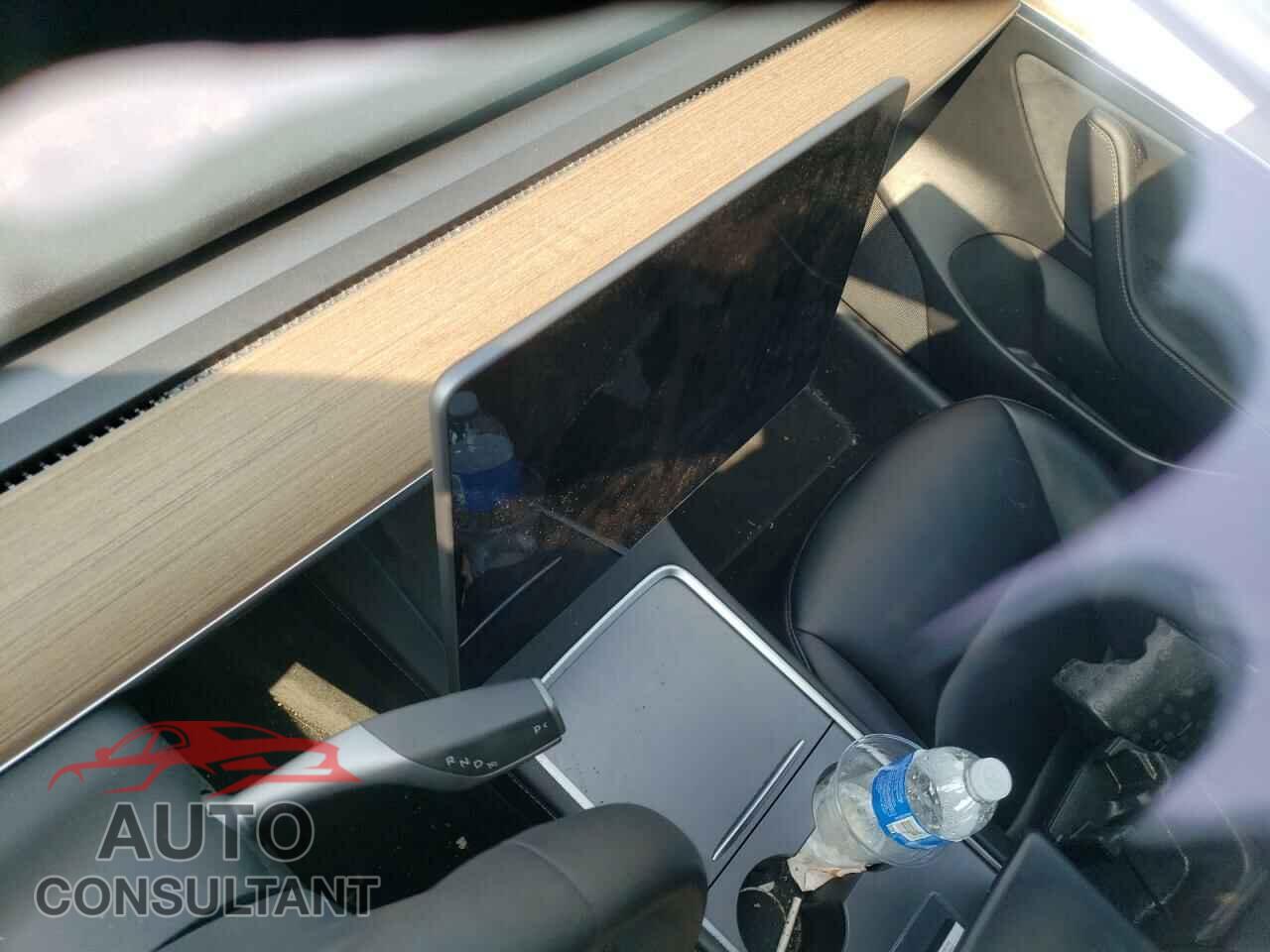 TESLA MODEL 3 2022 - 5YJ3E1EB4NF121489