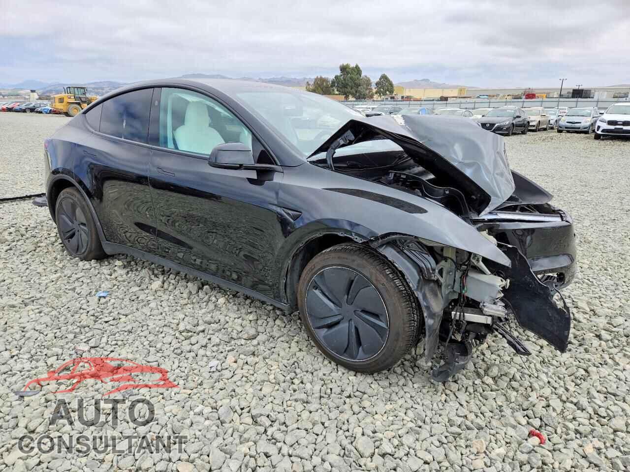 TESLA MODEL Y 2026 - 7SAYGDED7TF381775