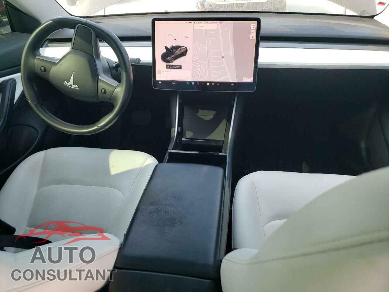 TESLA MODEL 3 2019 - 5YJ3E1EA6KF323513