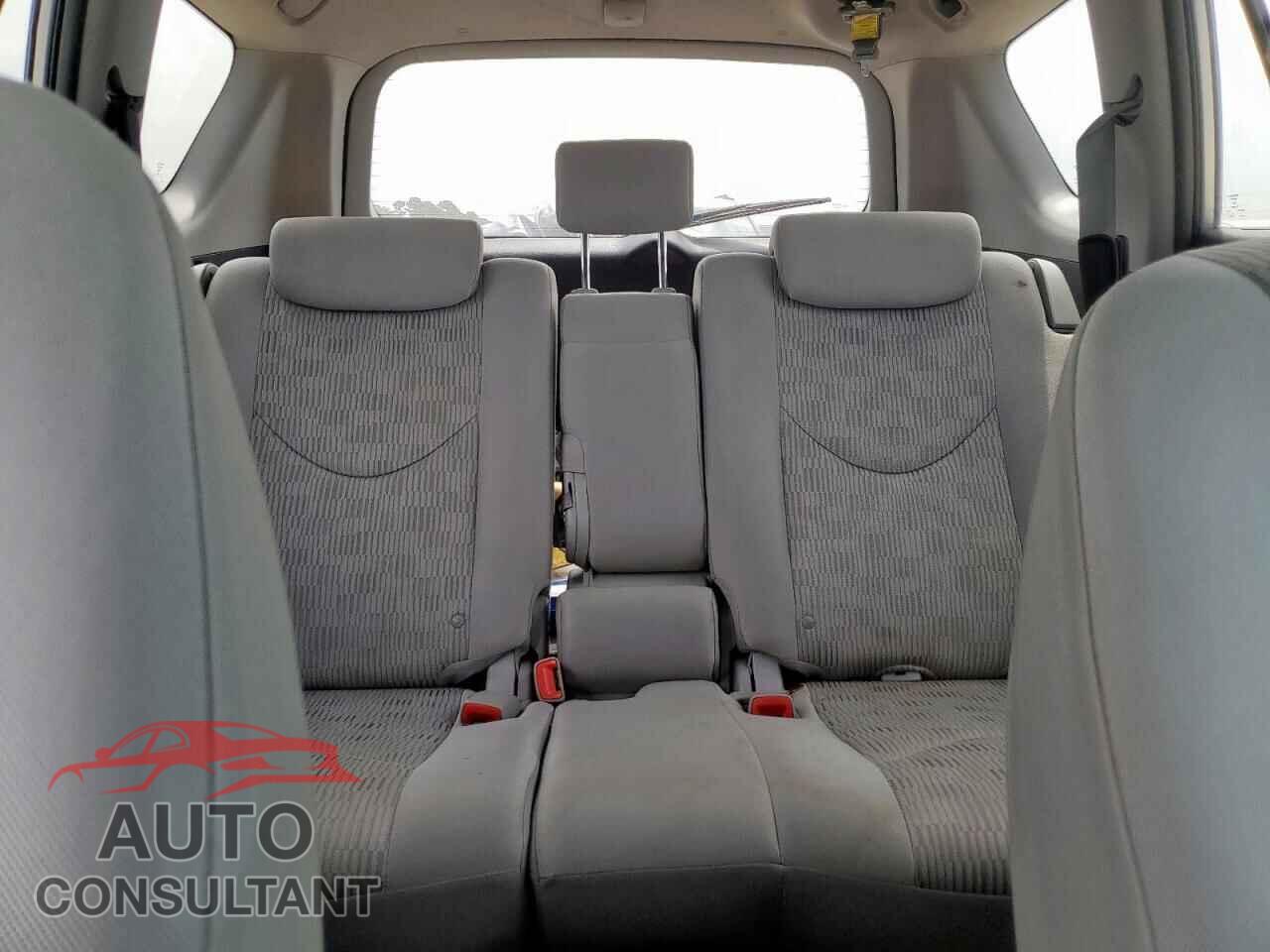 TOYOTA RAV4 2011 - 2T3ZF4DV8BW076731