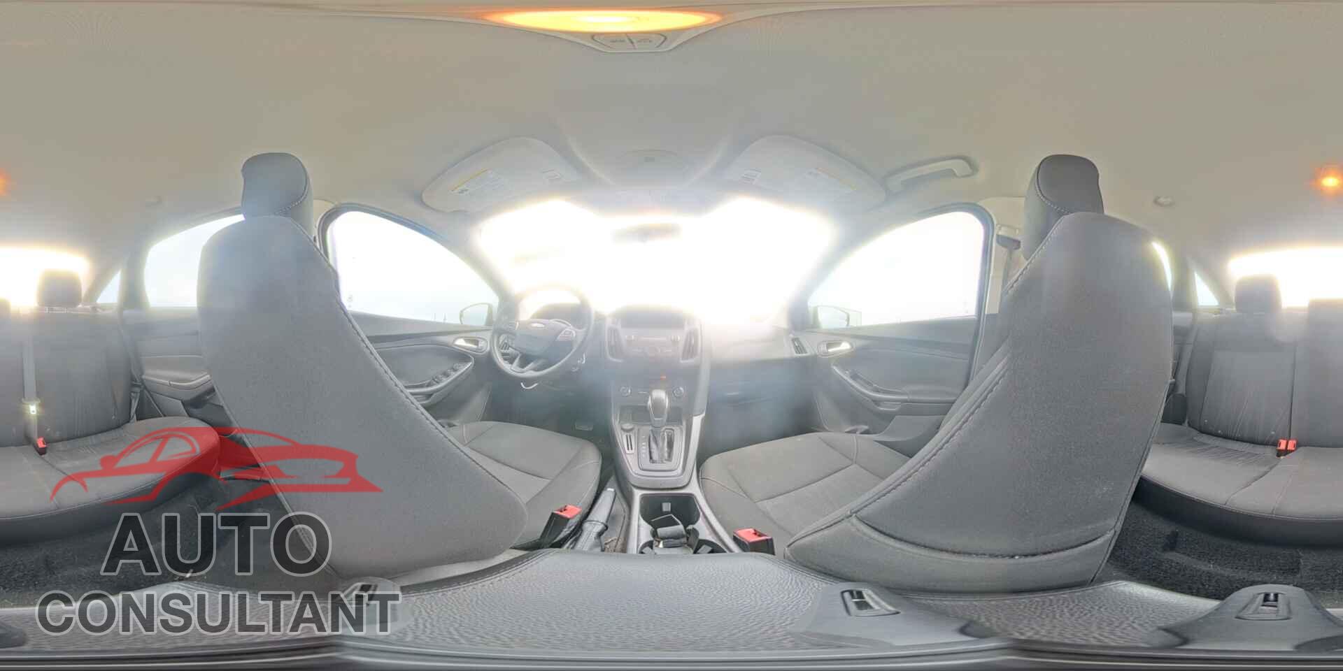FORD FOCUS 2018 - 1FADP3F26JL210549