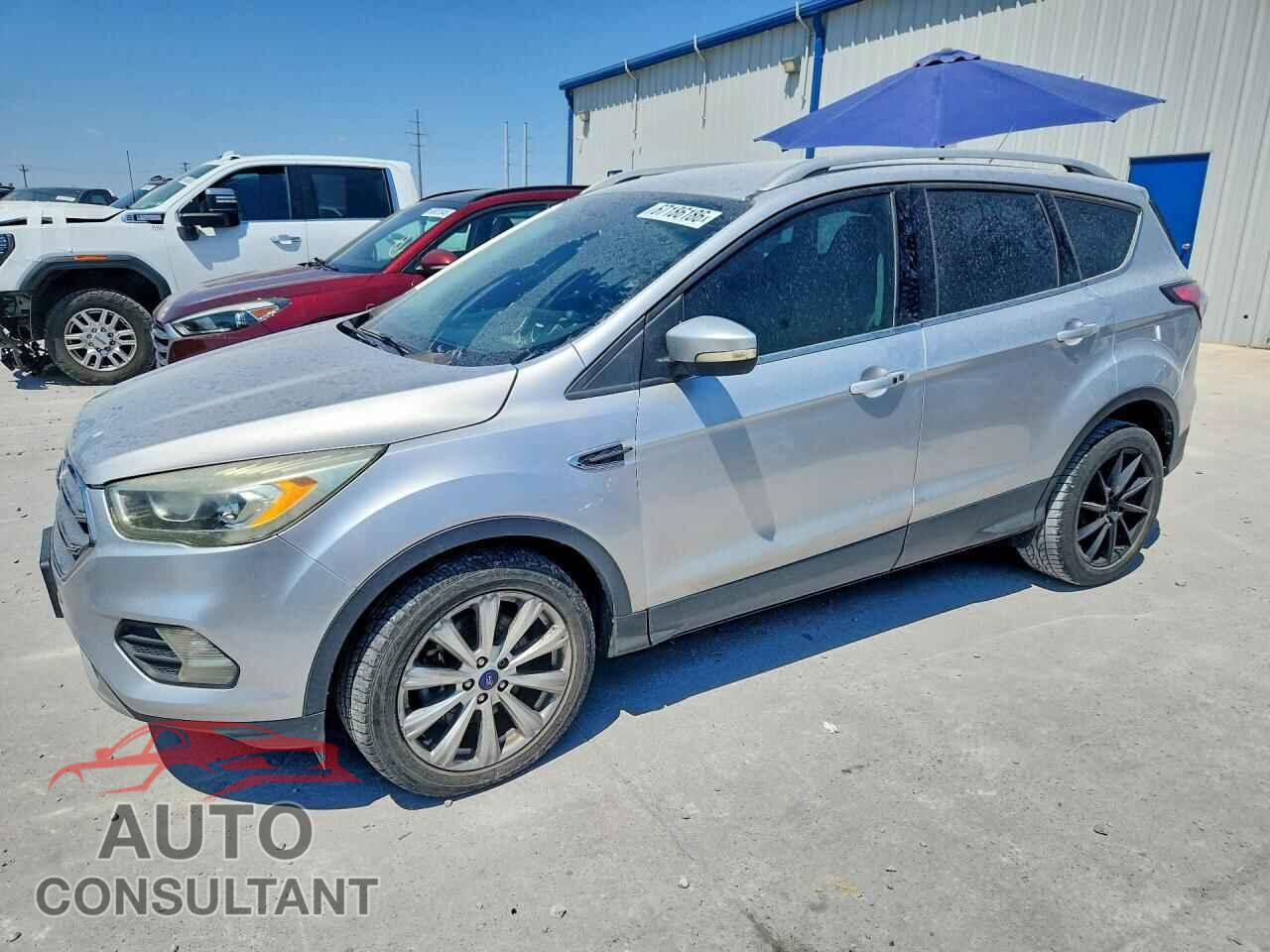 FORD ESCAPE 2017 - 1FMCU0J97HUB62481