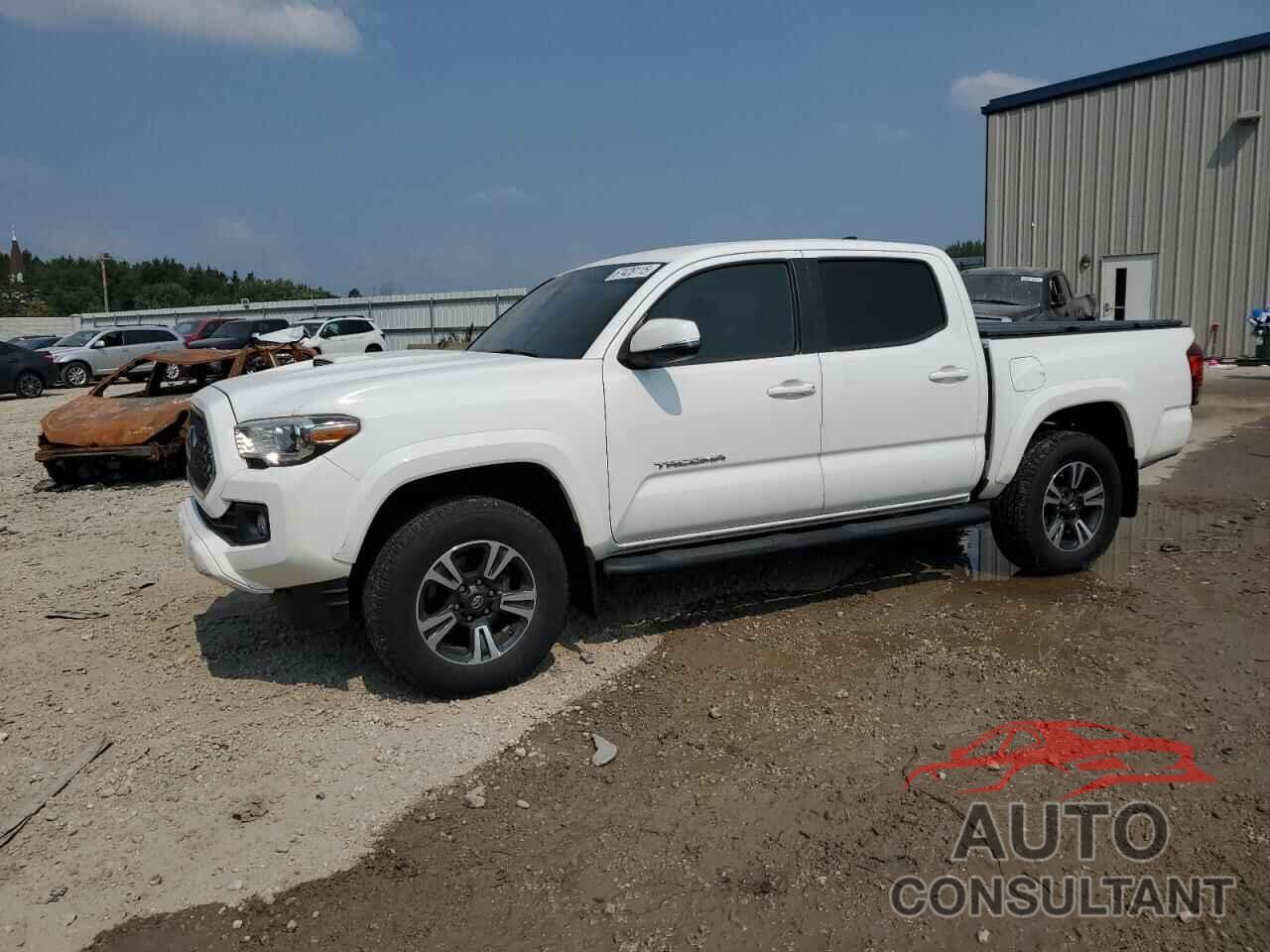 TOYOTA TACOMA 2018 - 3TMCZ5AN2JM178372