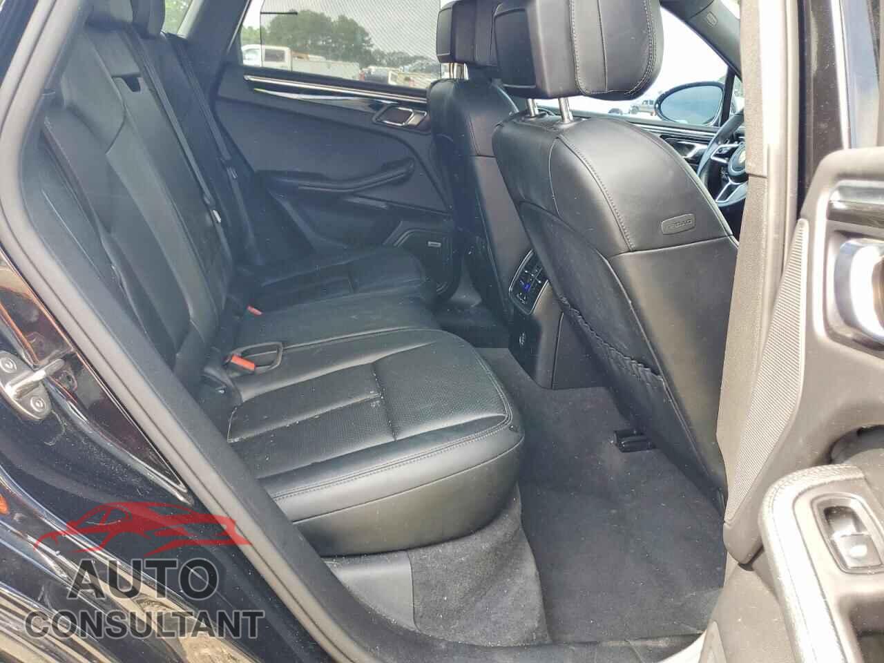PORSCHE MACAN 2018 - WP1AB2A5XJLB33335