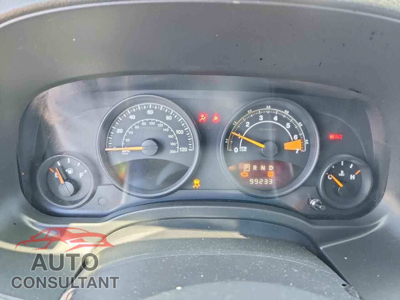 JEEP COMPASS 2014 - 1C4NJCBA1ED818105