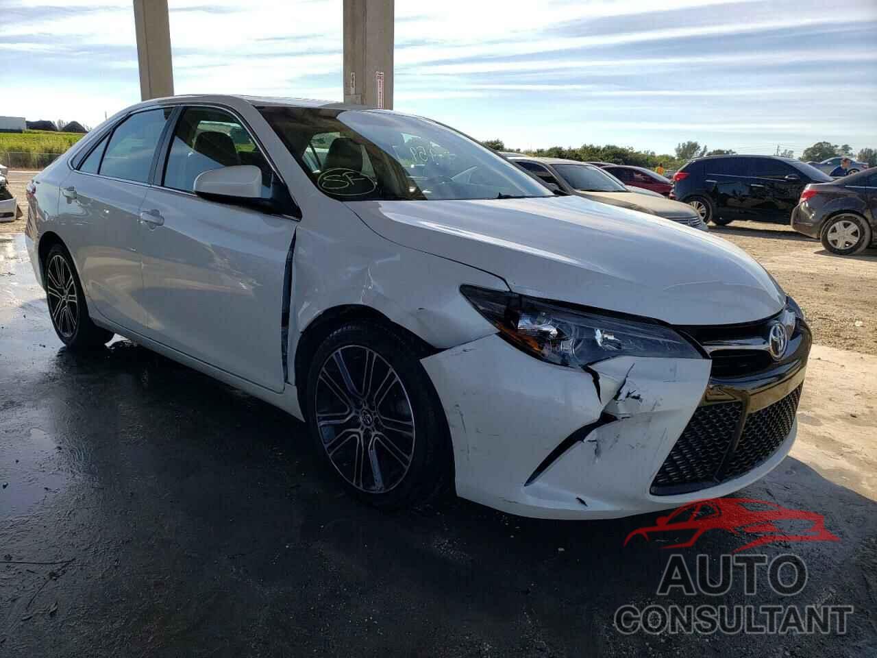TOYOTA CAMRY 2016 - 4T1BF1FK4GU179552