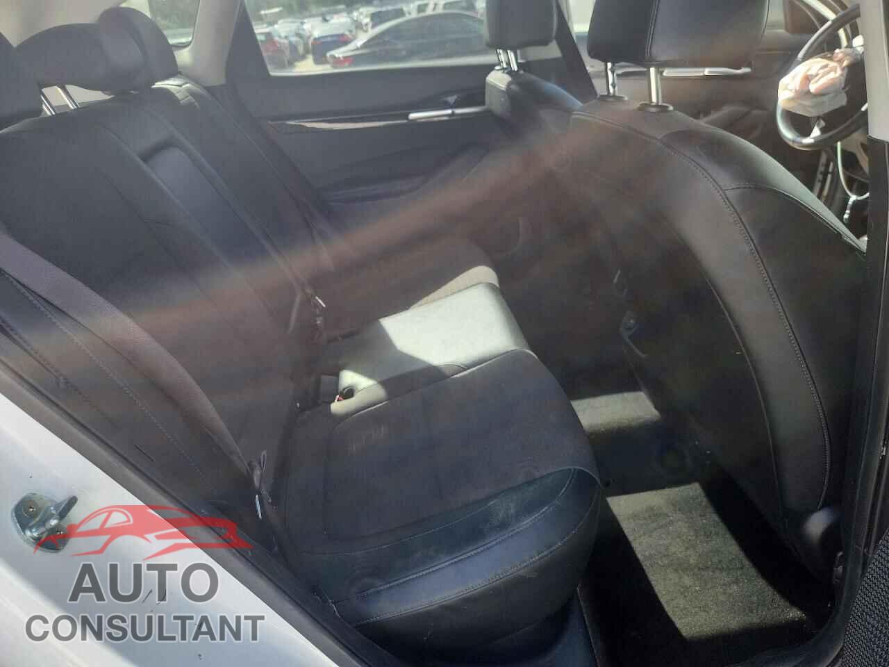 KIA SELTOS 2022 - KNDEU2AA9N7285096