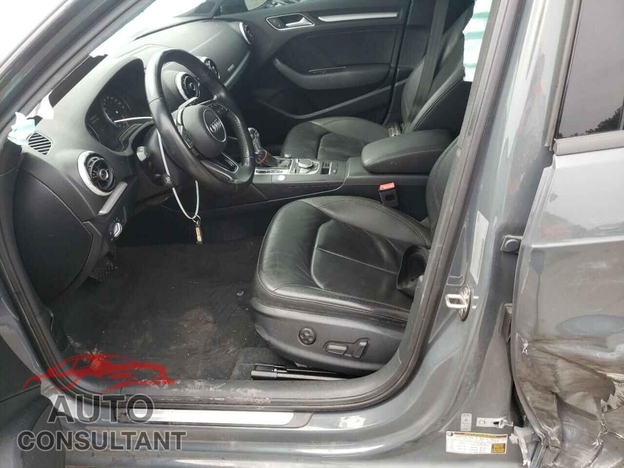AUDI A3 2017 - WAUUPBFF1HA043026