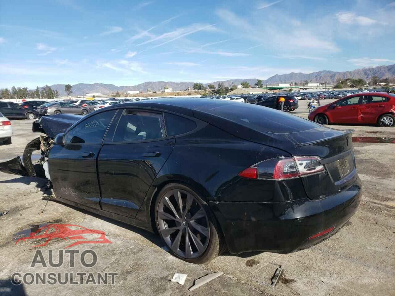 TESLA MODEL S 2019 - 5YJSA1E2XKF335082