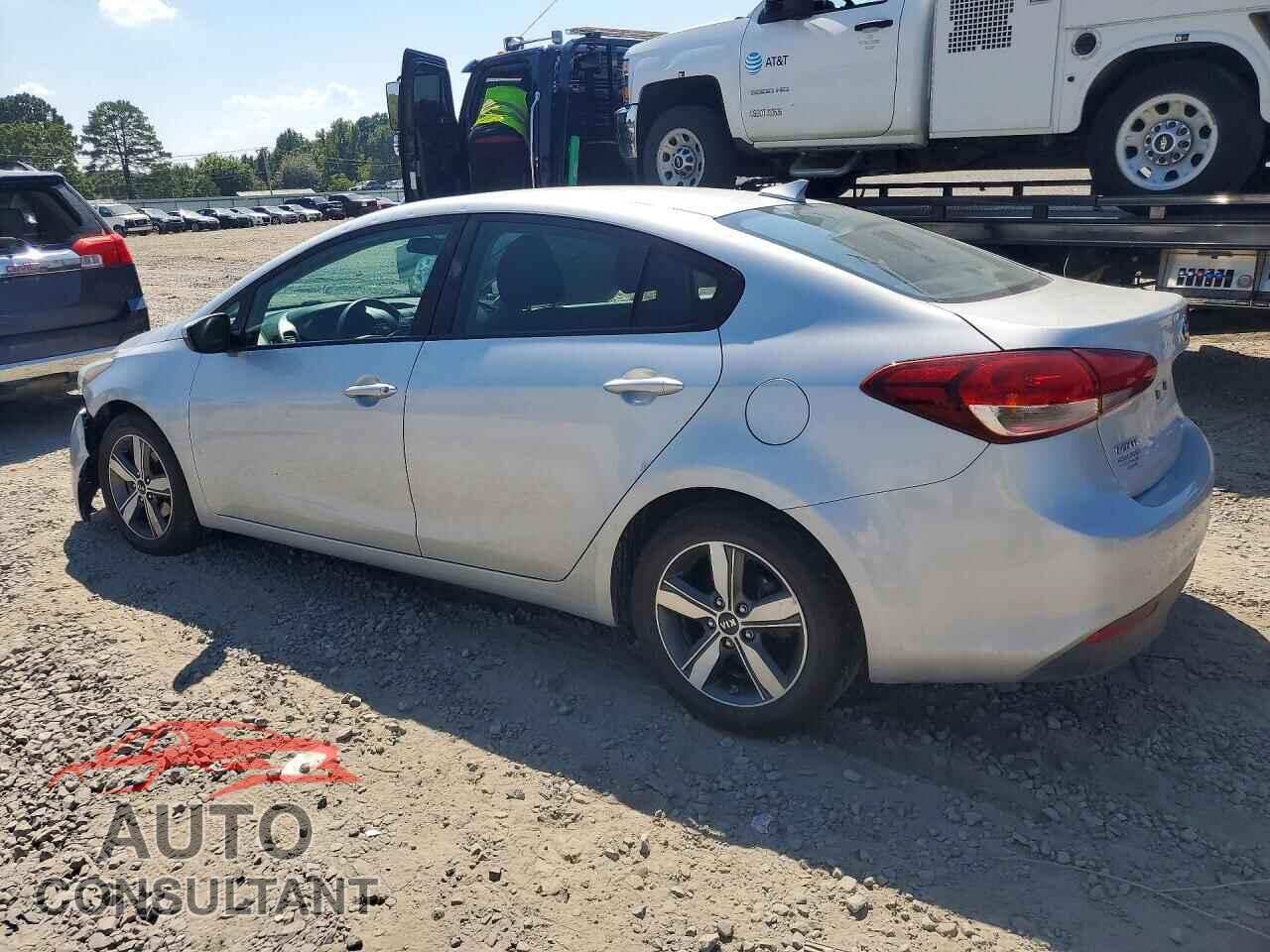 KIA FORTE 2018 - 3KPFL4A75JE177298
