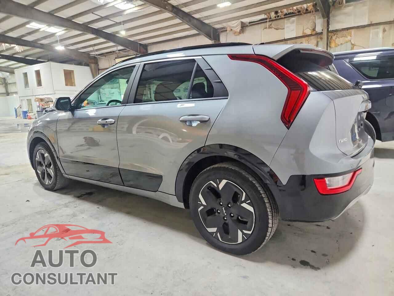 KIA NIRO 2024 - KNDCR3L11R5117787