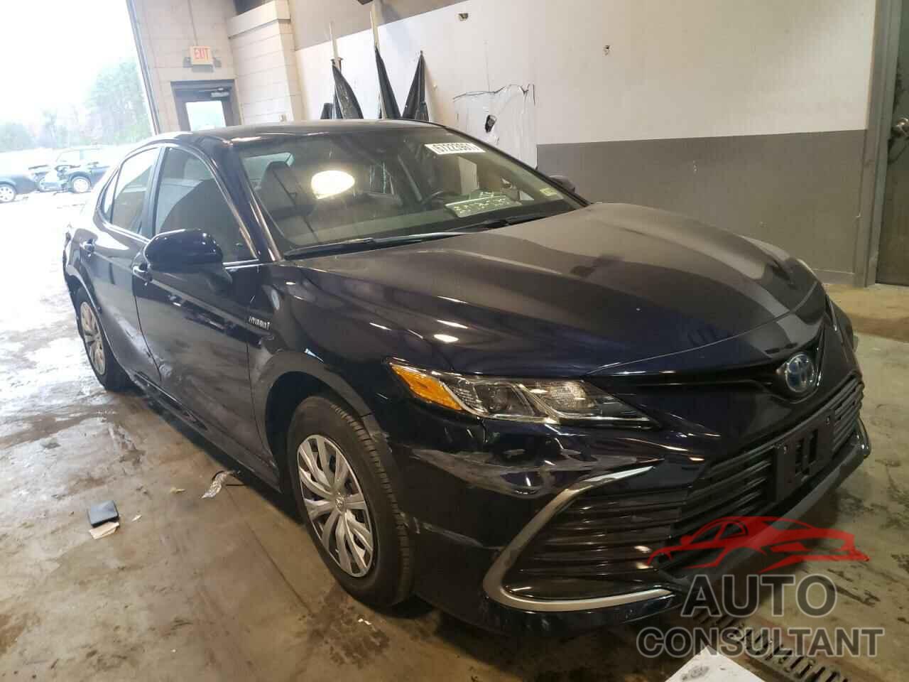 TOYOTA CAMRY 2021 - 4T1C31AK1MU547170