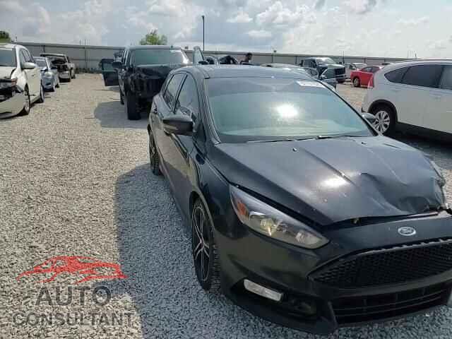 FORD FOCUS 2017 - 1FADP3L97HL298006