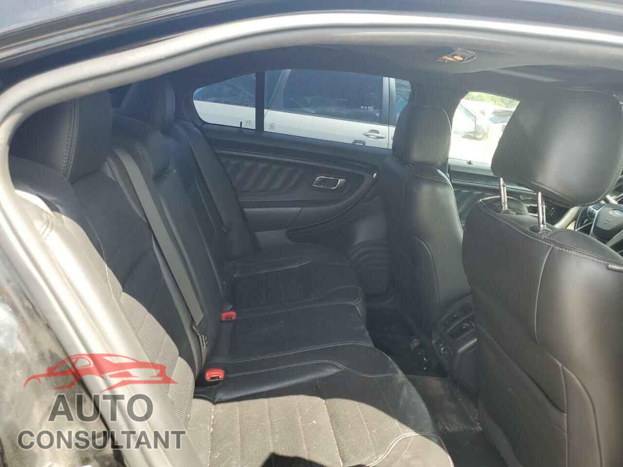 FORD TAURUS 2015 - 1FAHP2KT5FG128807