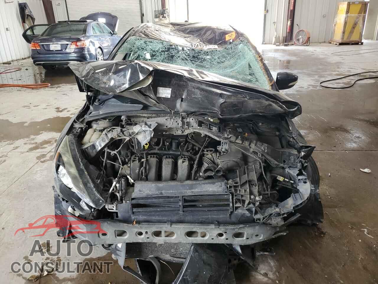 FORD FOCUS 2015 - 1FADP3F26FL253182