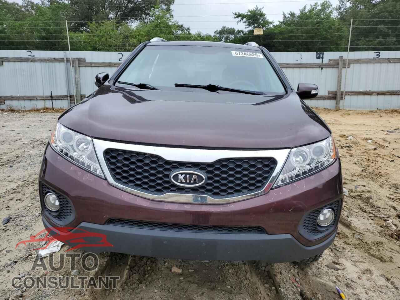 KIA SORENTO 2013 - 5XYKT3A69DG385238