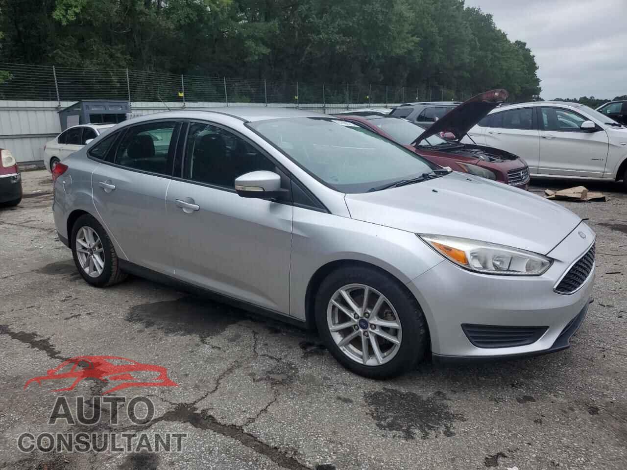 FORD FOCUS 2017 - 1FADP3F23HL286370