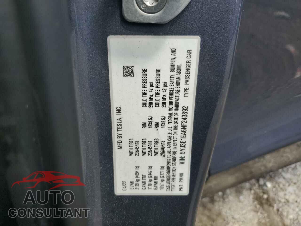 TESLA MODEL 3 2022 - 5YJ3E1EA6NF243892