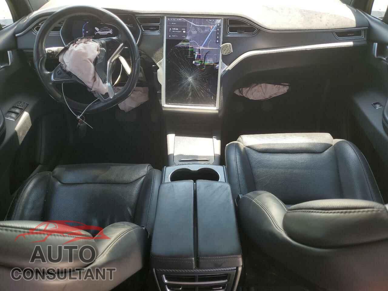 TESLA MODEL X 2016 - 5YJXCAE26GF007987