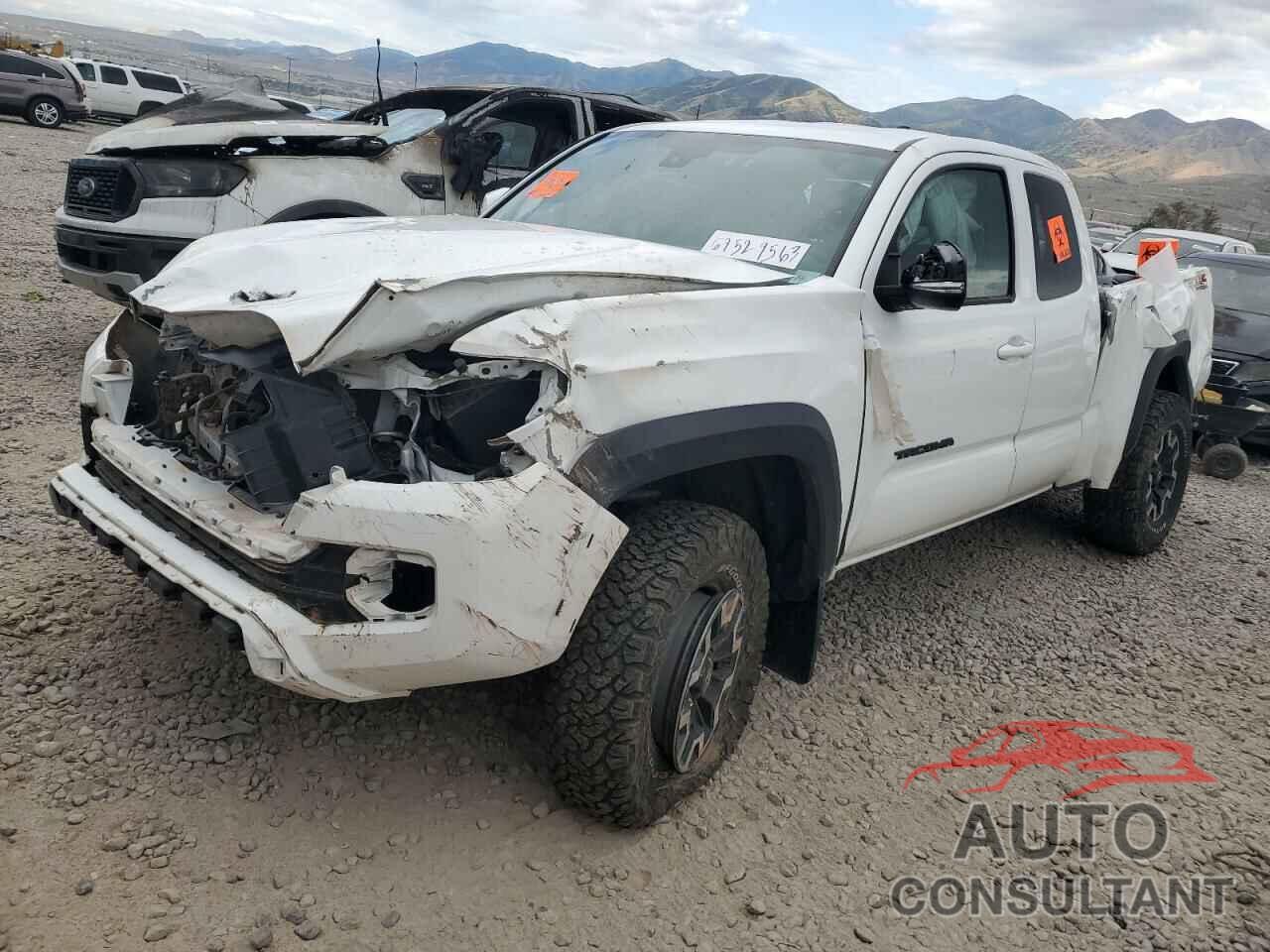 TOYOTA TACOMA 2019 - 5TFSZ5AN2KX192473