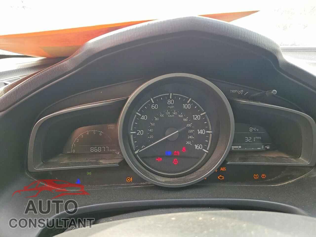 MAZDA 3 2017 - 3MZBN1K73HM100819